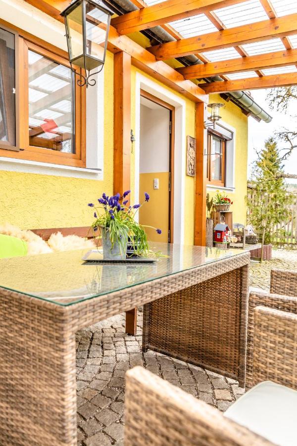 Bartlhof-Ferienwohnungen-Zimmer Burglengenfeld Zewnętrze zdjęcie