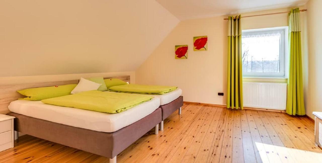 Bartlhof-Ferienwohnungen-Zimmer Burglengenfeld Zewnętrze zdjęcie